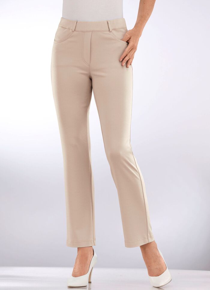 Hose in attraktiver Beinweite 