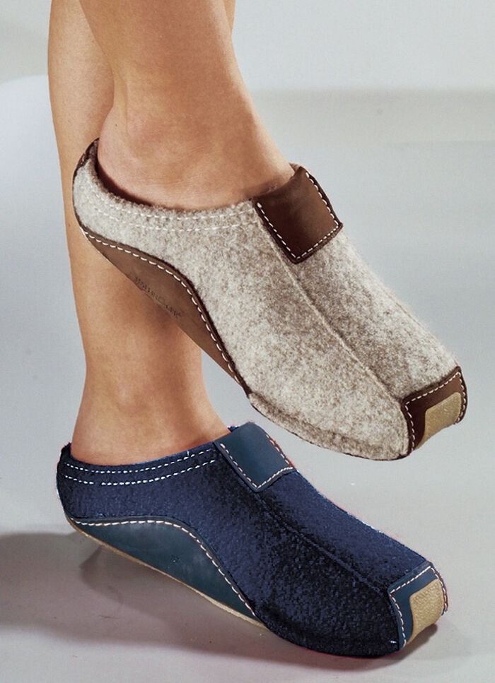 HAFLINGER Hausschuh, Walkstoff aus Schurwolle MARINE