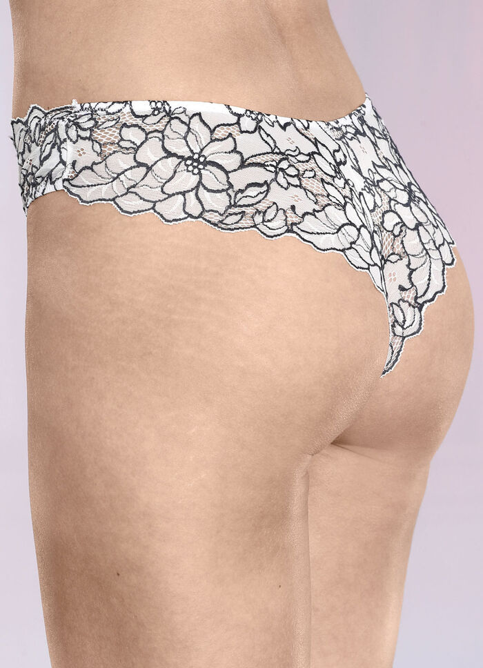 Dreierpack Slips aus Elastikspitze 