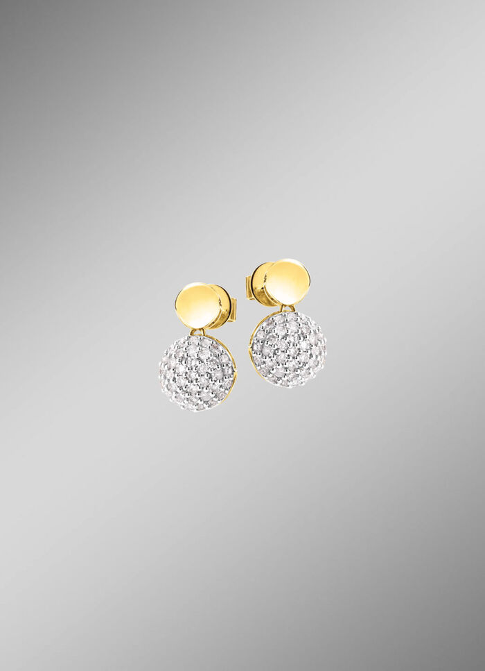 Wundervolle Ohrstecker mit 70 Diamanten 