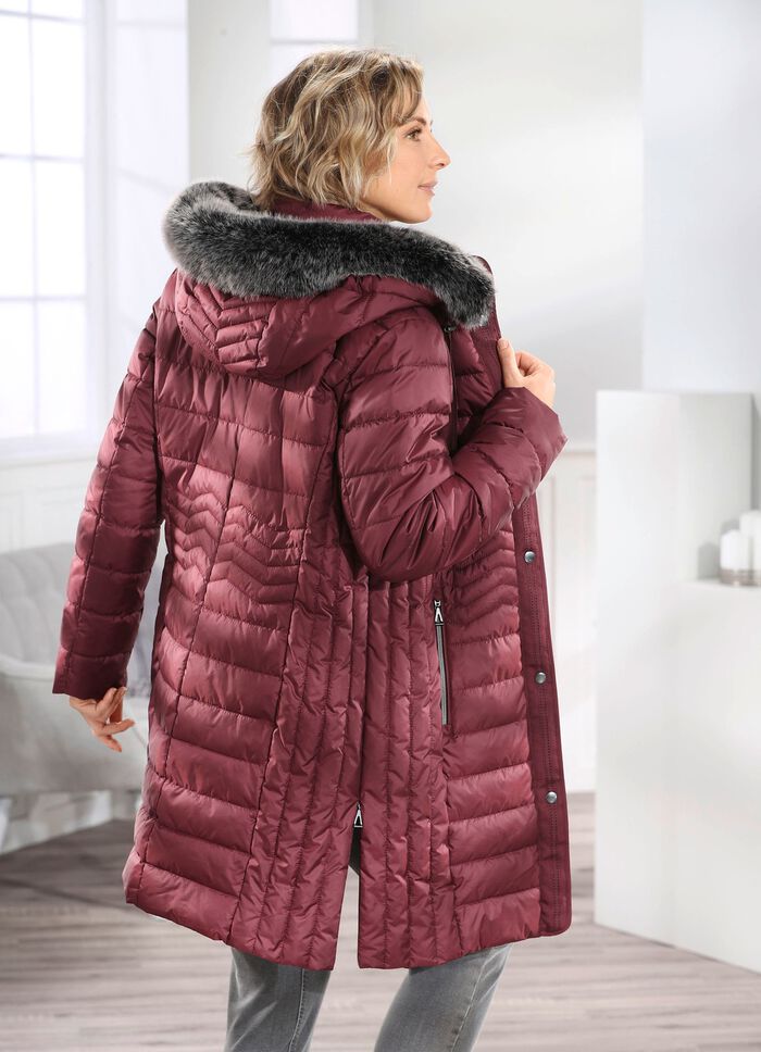 Kurzmantel mit seitlicher L&auml;ngssteppung KASTANIE