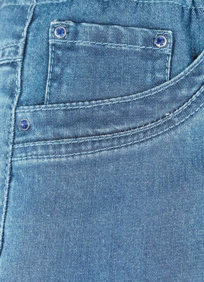 Rock in gerader Schnittf&uuml;hrung 