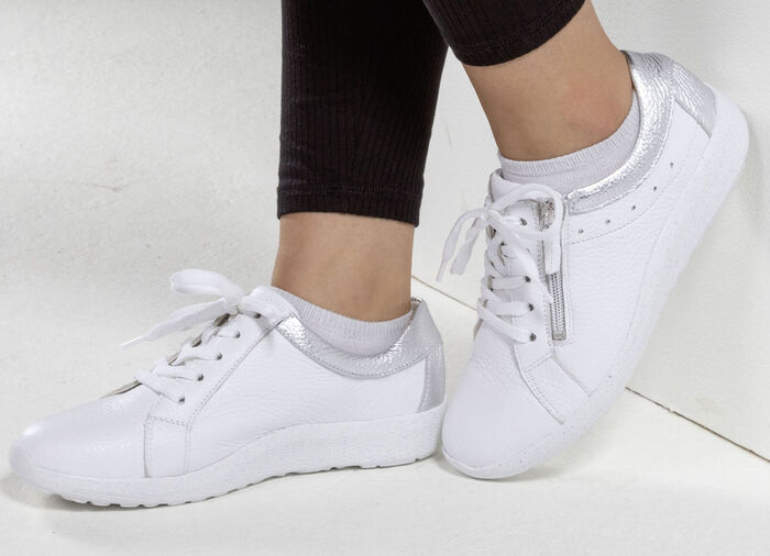 Waldläufer, bequeme Damen-Schnürschuhe, Weite K, mit herausnehmbarem Fußbett WEISS-SILBER