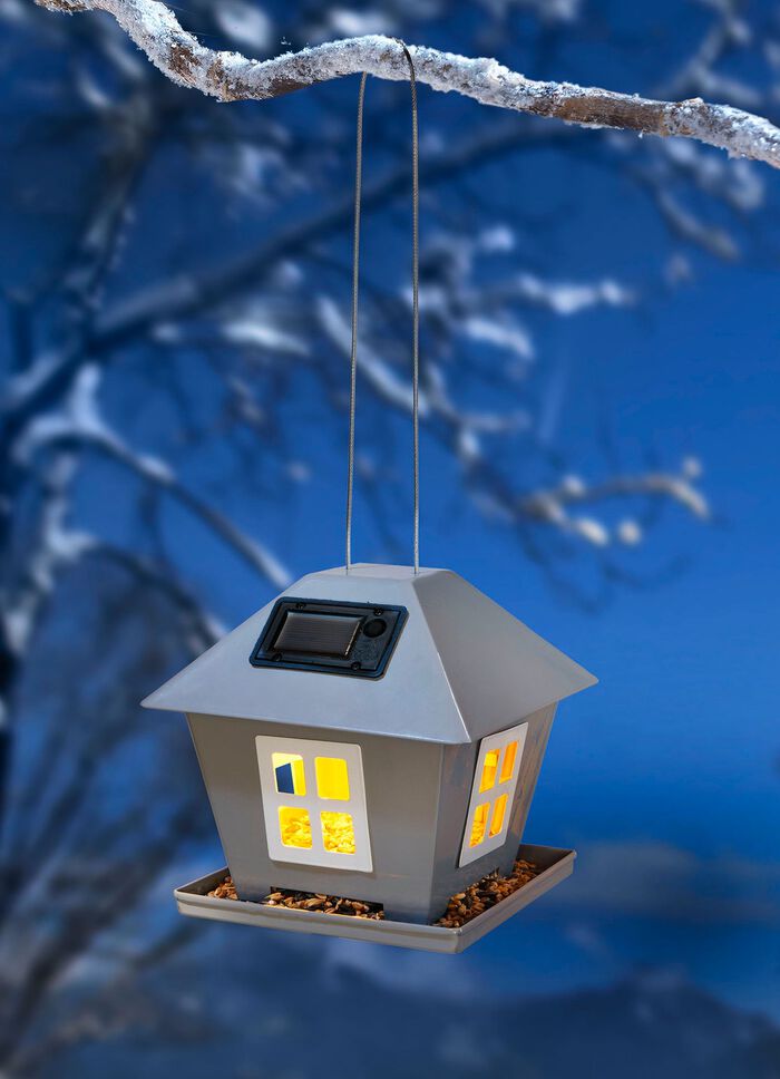 Futterhaus mit LED-Beleuchtung 