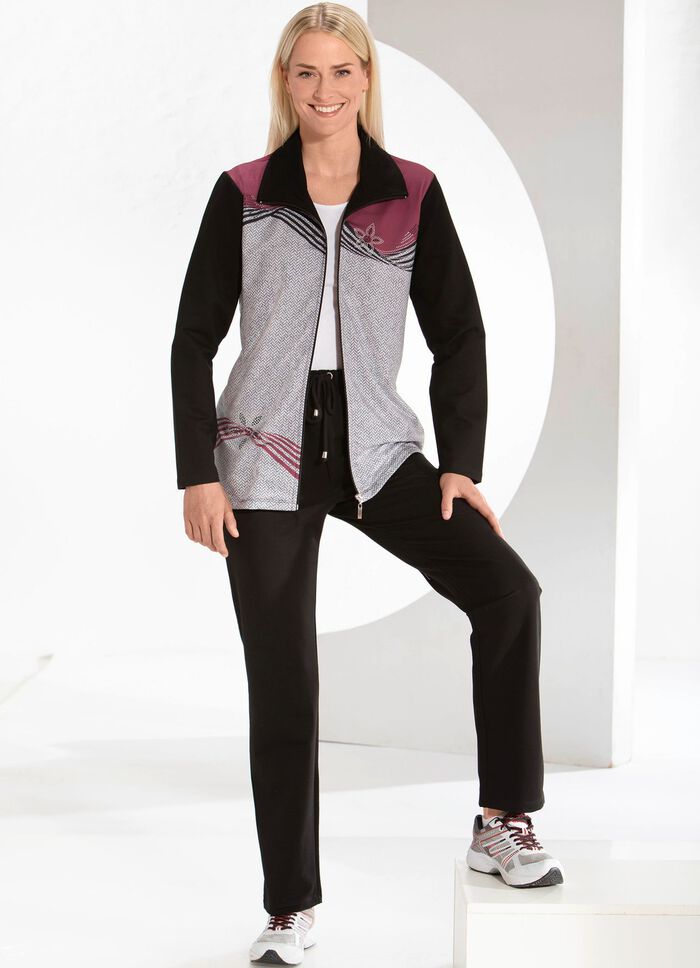 Freizeitanzug mit Strass-Applikationen 