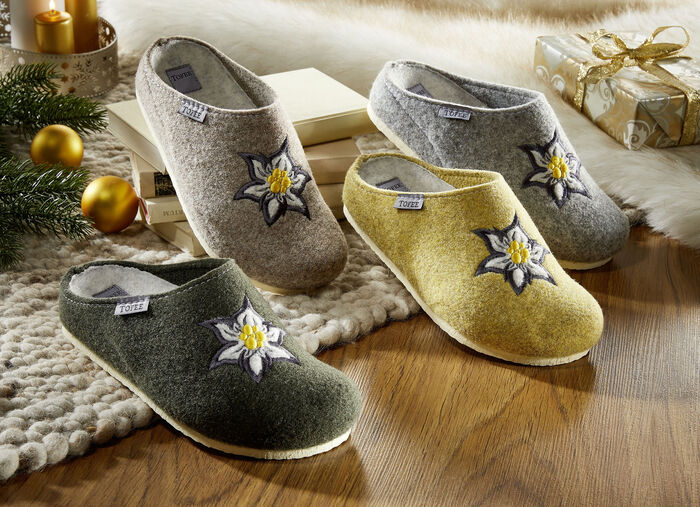 Hausschuh mit anatomisch geformten Fußbett BEIGE