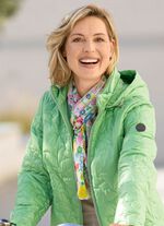 Schal mit Fantasiedessin 