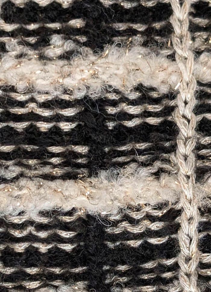 Strickjacke aus hochwertigem Effektgarn 