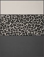 Schlafdecke im trendigen Leo-Dessin 