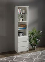 Regal in modernem Design 