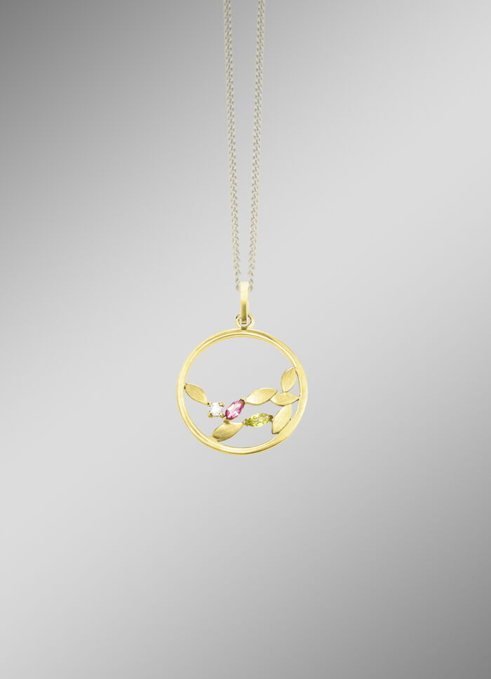 Anh&auml;nger mit Edelsteinen und synth. Zirkonia 