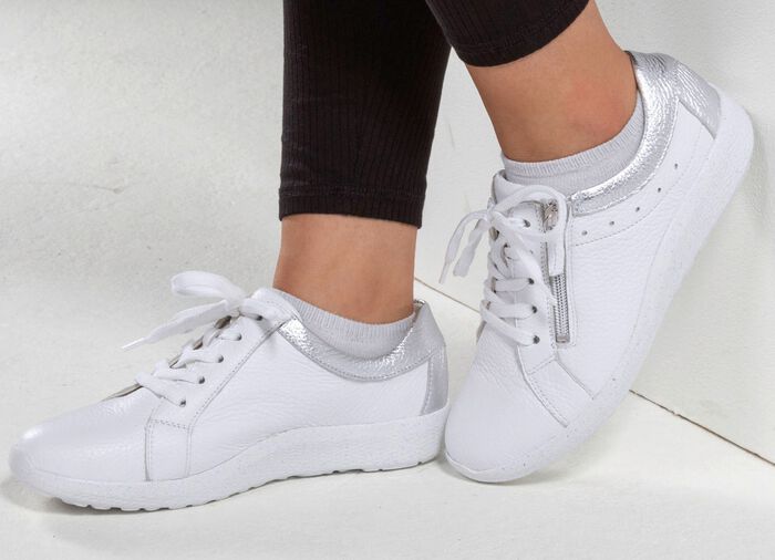 Waldl&auml;ufer, bequeme Damen-Schn&uuml;rschuhe, Weite K, mit herausnehmbarem Fu&szlig;bett WEISS-SILBER