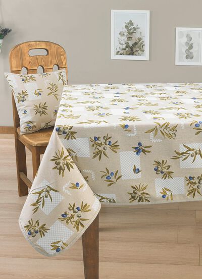 Tisch- und Raumdekoration mit Fleckschutz-Ausr&uuml;stung 