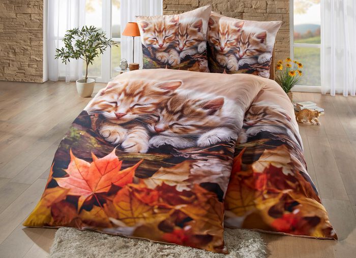Bettw&auml;sche-Garnitur mit K&auml;tzchen im Herbstlaub-Motiv 