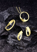 Geschmackvoller Damenring in Bicolor 