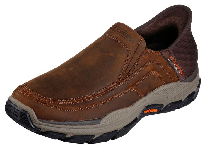 SKECHERS, bequeme Herren-Slipper, mit geformter Slip-Ins Fersenplatte 