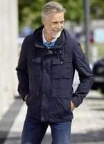 Kurzjacke von „New Canadian“ 