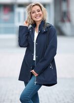 Funktionsjacke mit kleinem Regenschild an der abnehmbaren Kapuze 