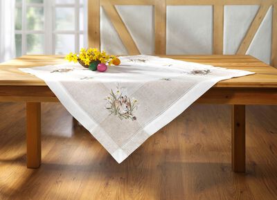 Tisch- und Raumdekoration mit H&auml;schen-Motiv 