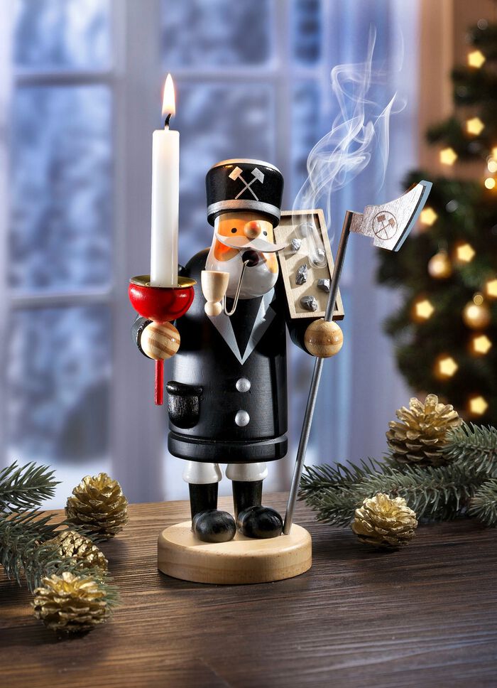 R&auml;ucherm&auml;nnchen aus Holz 