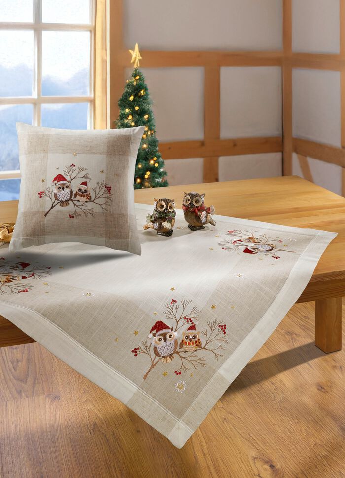 Tisch- und Raumdekoration mit Eulen-Motiv 