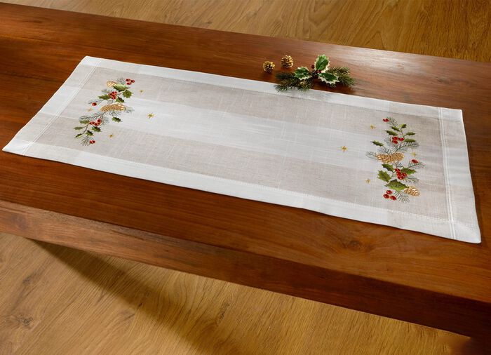 Aufwendig bestickte Tischdecke oder Kissenbezug 