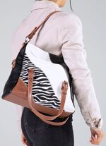 Collezione Alessandro Tasche mit Zebra-Dessin 