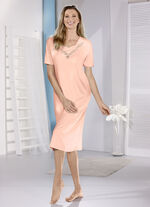 Wadenlanges Nachthemd mit Stickereispitzeneinsatz vorne am Dekolleté APRICOT