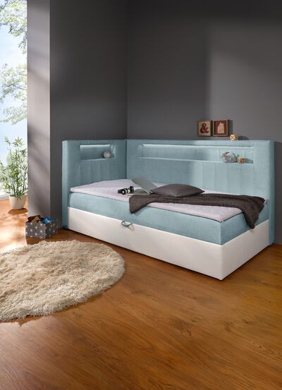 Boxspringbett mit integrierter LED-Beleuchtung 