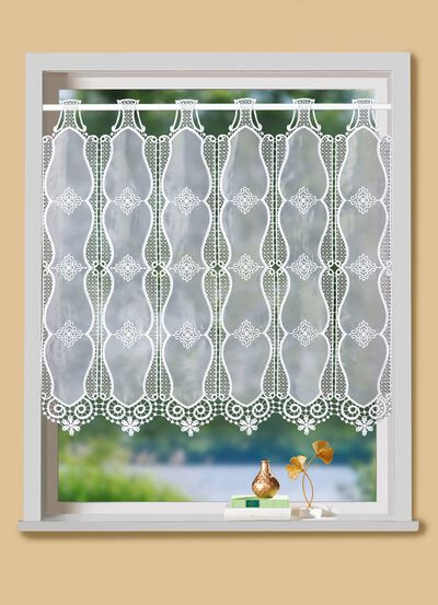 Kleinfenster-Store mit Macram&eacute;-Abschluss 