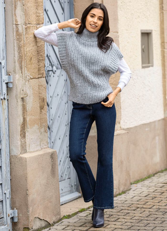 Jeans mit leicht ausgestellter Beinweite 