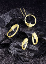 Geschmackvoller Klappcreolen in Bicolor 