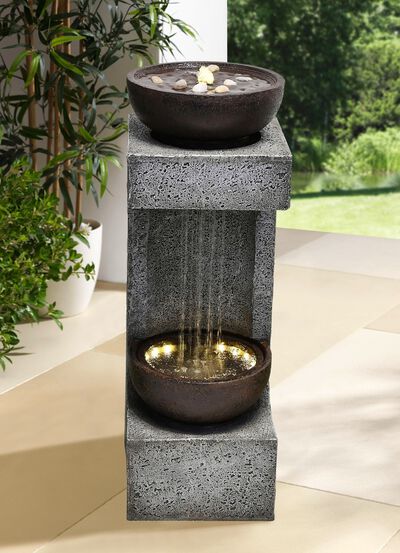 Brunnen mit LED-Beleuchtung 