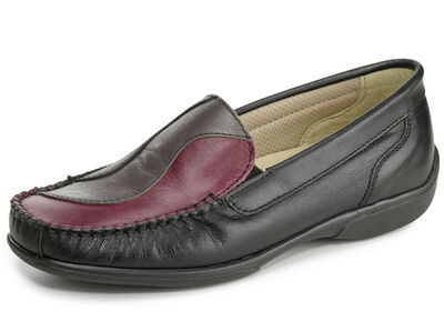 Mokassin-Slipper aus Chevreau-Nappaleder 