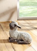 L&auml;mmchen aus Polyresin 