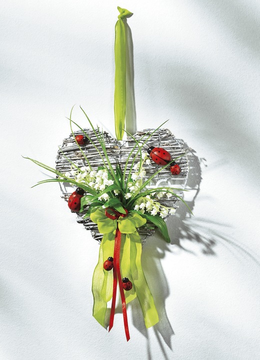 Weidenherz mit Maiglöckchen Weidenherz mit Maiglöckchen